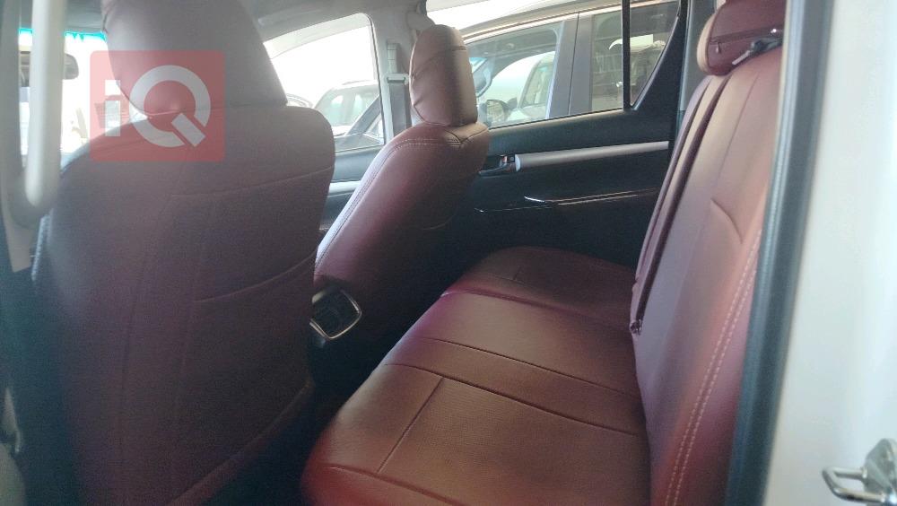 تۆیۆتا هایلۆکس